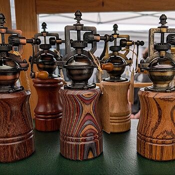 Antique Style Brass Finish Peppermill Mechanism Peppermills