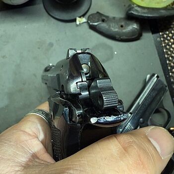 Beretta Model 84 BB 3.8" 13rd .380ACP Pistol, LE Trade In Very Good Condition Gimme the Gabbagol