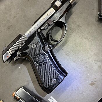 Beretta Model 84 BB 3.8" 13rd .380ACP Pistol, LE Trade In Very Good Condition Gimme the Gabbagol