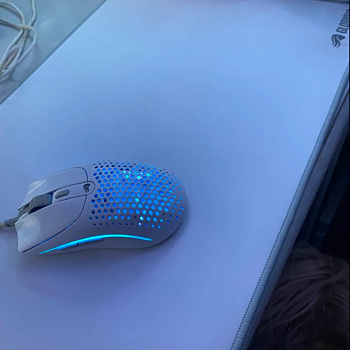 GMP 2 White Stitched Cloth Gaming Mouse Pad Clean and smooth