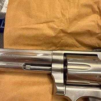Smith & Wesson Model 686 .357 Magnum/.38 Special +P Stainless Steel Revolver 164224 Palmetto needs to list these as used reconditioned