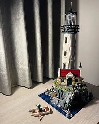 LEGO® Ideas Motorised Lighthouse