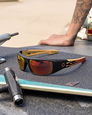 Summer’s here and the sun is in full swing ☀️🕶️
It’s the perfect day to get out there and move your body. Whether you’re stackin’ clips or hanging at your local- GO SHRED!
Happy Go Skate Day! #WhatsYourHappy #SpyOptic