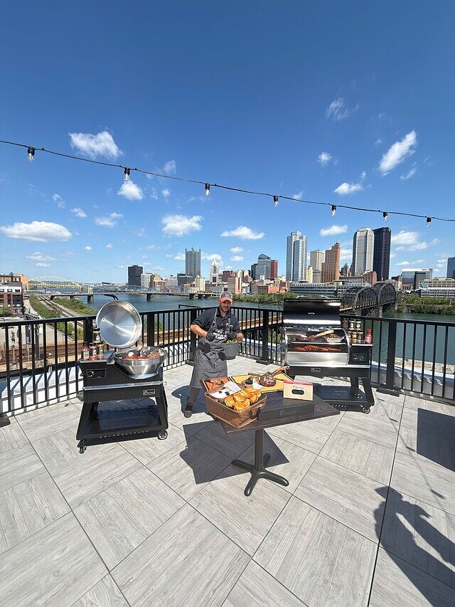 Chef Greg and the crew touched down in Pittsburgh with the @danpatrickshow — and let’s just say… the grills are getting just as much attention as the picks 👀🔥 Have you caught us on the show yet?