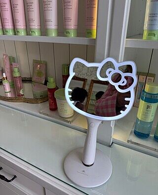 Hello Kitty Led Handheld Makeup Mirror With Standing Base