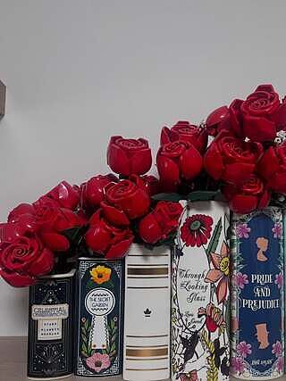 LEGO® ICONS™ Bouquet of Roses
