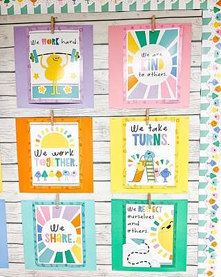 Happy Friends Scalloped Bulletin Board Borders