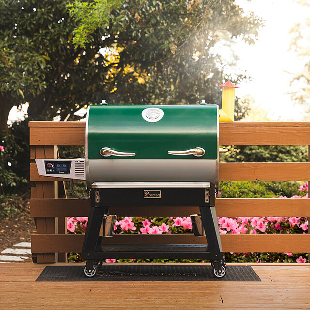 The gnome gets the hype. This gets the smoke. Welcome to your championship setup. 🏆🔥 Who wants to add this to their grilling arsenal 👀