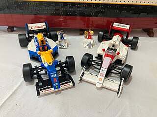 LEGO® ICONS™ Williams Racing FW14B & Nigel Mansell