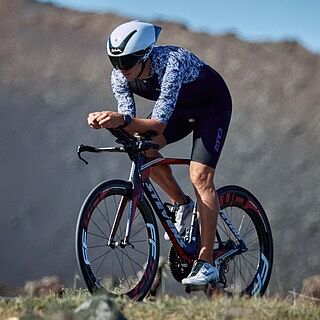 Lava Short Sleeve Trisuit