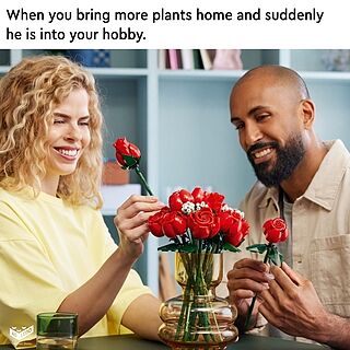 LEGO® ICONS™ Bouquet of Roses
