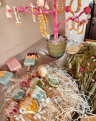 Kleurrijke Cake-Ijspops met hagelslag en confetti (10 Stuks)