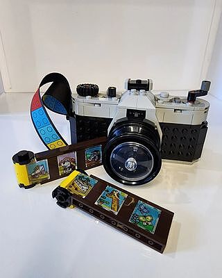LEGO® Creator 3-in-1 Retro Camera