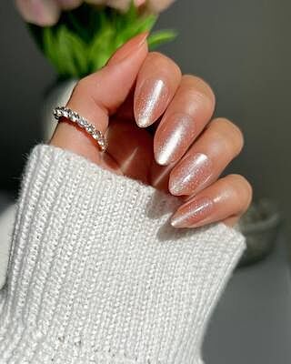 Velvet KAG - Press-On | Medium | Almond
