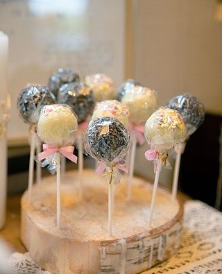 Cake-Pops - red velvet & pépites de chocolat (12 pièces)