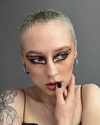 Lock-It Liquid Foundation