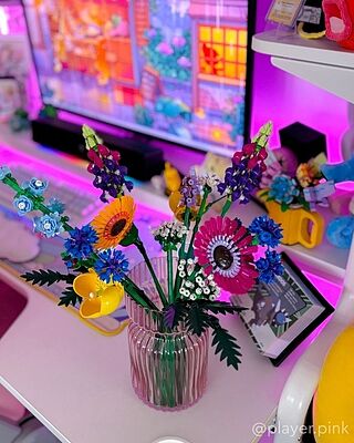 LEGO® ICONS™ Wildflower Bouquet