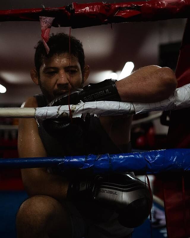 CORE Series Gel Boxing Gloves