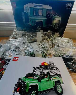 LEGO® ICONS™ Land Rover Classic Defender 90
