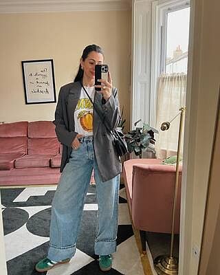 Light Wash Turn Up Jeans