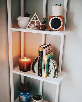 Amber Black Vanilla | Signature 15.5oz Candle