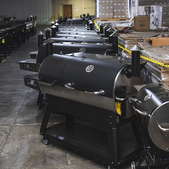 The Scratch & Dent Sale is BACK! 👏
📅 July 22–24
🕘 9 AM–7 PM
📍 Evans, GA HQ
Score huge savings on Scratch & Dent grills and up to 50% OFF open-box accessories (while supplies last)