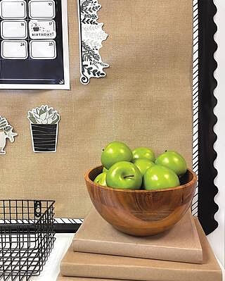 65' Black Rolled Scalloped Bulletin Board Borders