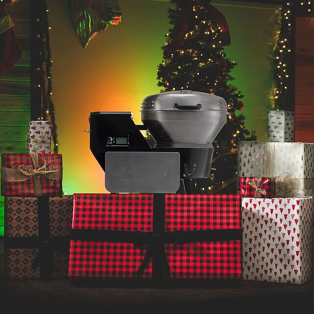 🎄On the 9th Ray of Christmas GIVEAWAYS, recteq gave to me 4 FREE RT-B380X Bullseye Deluxes!🎁
How to enter:
1️⃣ Enter your email through the link in our bio ☝️
2️⃣ Share this post
3️⃣ Make sure you are following @recteq_official
🎅 PS: Get up to 5 extra entries when you tag friends who need to join the #recteqlifestyle
🏆 Winners will be notified via email daily at 11 AM EST. You must enter each day for a chance to win.
Winenrs from our 8th Ray of Christmas:
1. Lou Miller
2. Jim David
3. Christopher Dibble
4. Ryan Vandehey
5. Dale Esteves