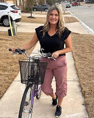 Plus Lumen Lightweight Capri Pant (old DNU)