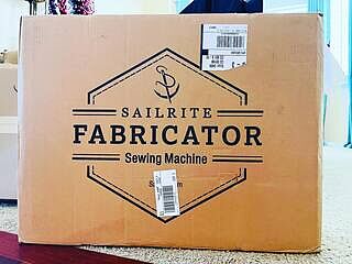 Sailrite® Deluxe Fabricator® Sewing Machine Package (110V)