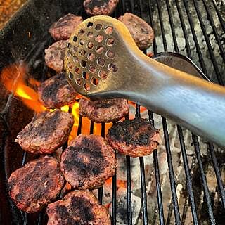 Long Grilling Tongs: Ultimate Gripping Weapon