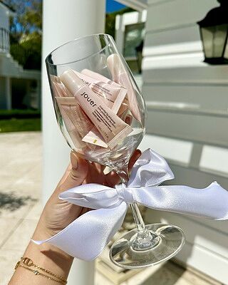 Essential Lip Enhancer