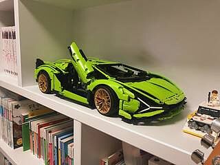 LEGO® Technic™ Lamborghini Sián FKP 37