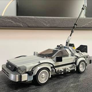 LEGO® Back to the Future Time Machine