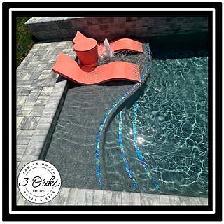 Signature Chaise