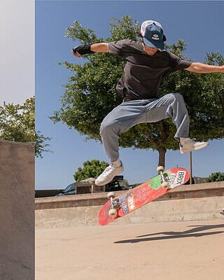 Summer’s here and the sun is in full swing ☀️🕶️
It’s the perfect day to get out there and move your body. Whether you’re stackin’ clips or hanging at your local- GO SHRED!
Happy Go Skate Day! #WhatsYourHappy #SpyOptic