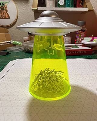 FILING SAUCER
