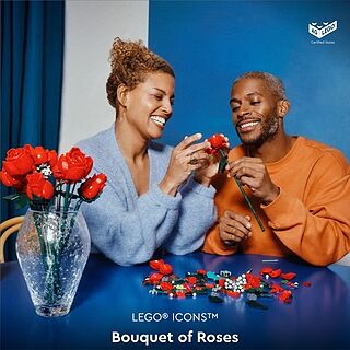 LEGO® ICONS™ Bouquet of Roses