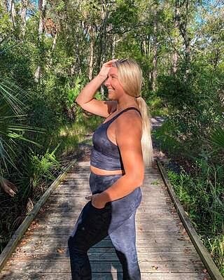 Shine Embossed Camo Legging