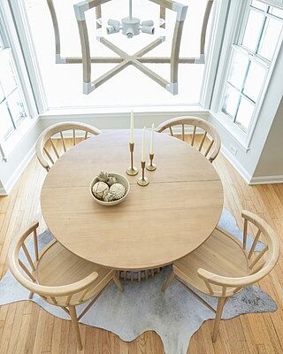 Lido Round Dining Table - 38"