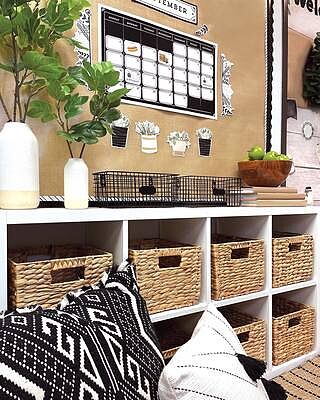Farmhouse Calendar Bulletin Board Set