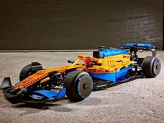 LEGO® Technic™ - McLaren Formula 1™ Race Car