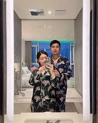 Two-Piece Set