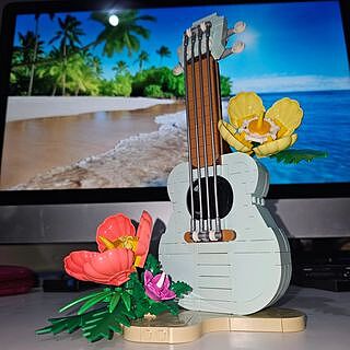 LEGO® Creator 3-in-1 Tropical Ukulele