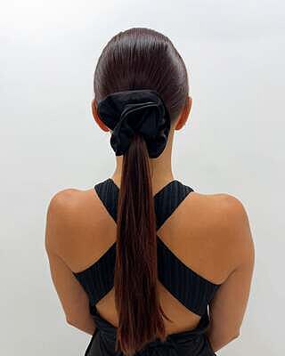 Elegant Cascade Scrunchie (Cream)