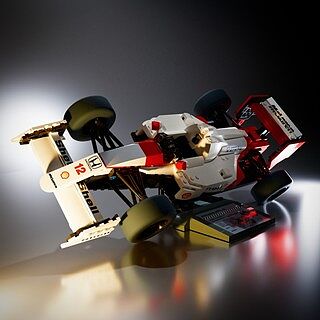 LEGO® ICONS™ McLaren MP4/4 & Ayrton Senna