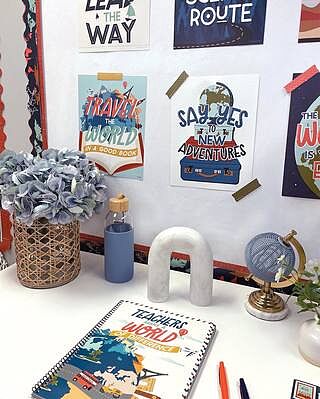 World Map Scalloped Bulletin Board Borders