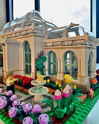 LEGO® Ideas The Botanical Garden