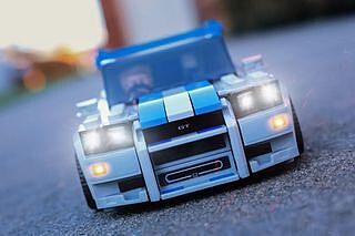 LEGO® Speed Champions Nissan Skyline GT-R (R34)