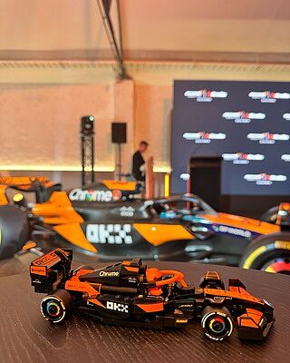 LEGO® Speed Champions - McLaren F1® Team MCL38 Race Car